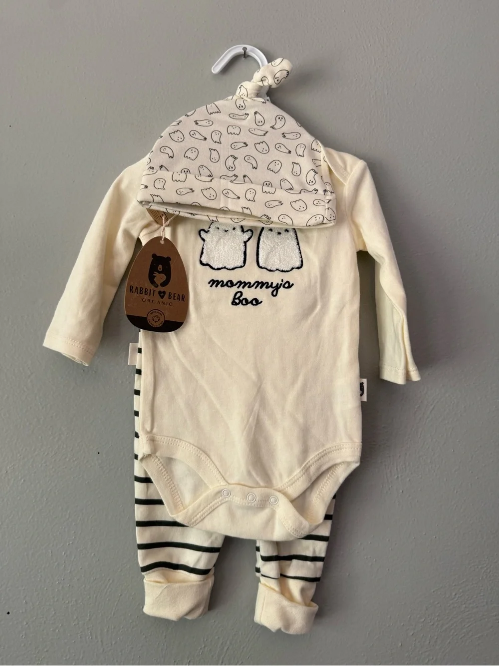 Rabbit & Bear Organic Cream Baby Matching Set with Ghost-Print Hat